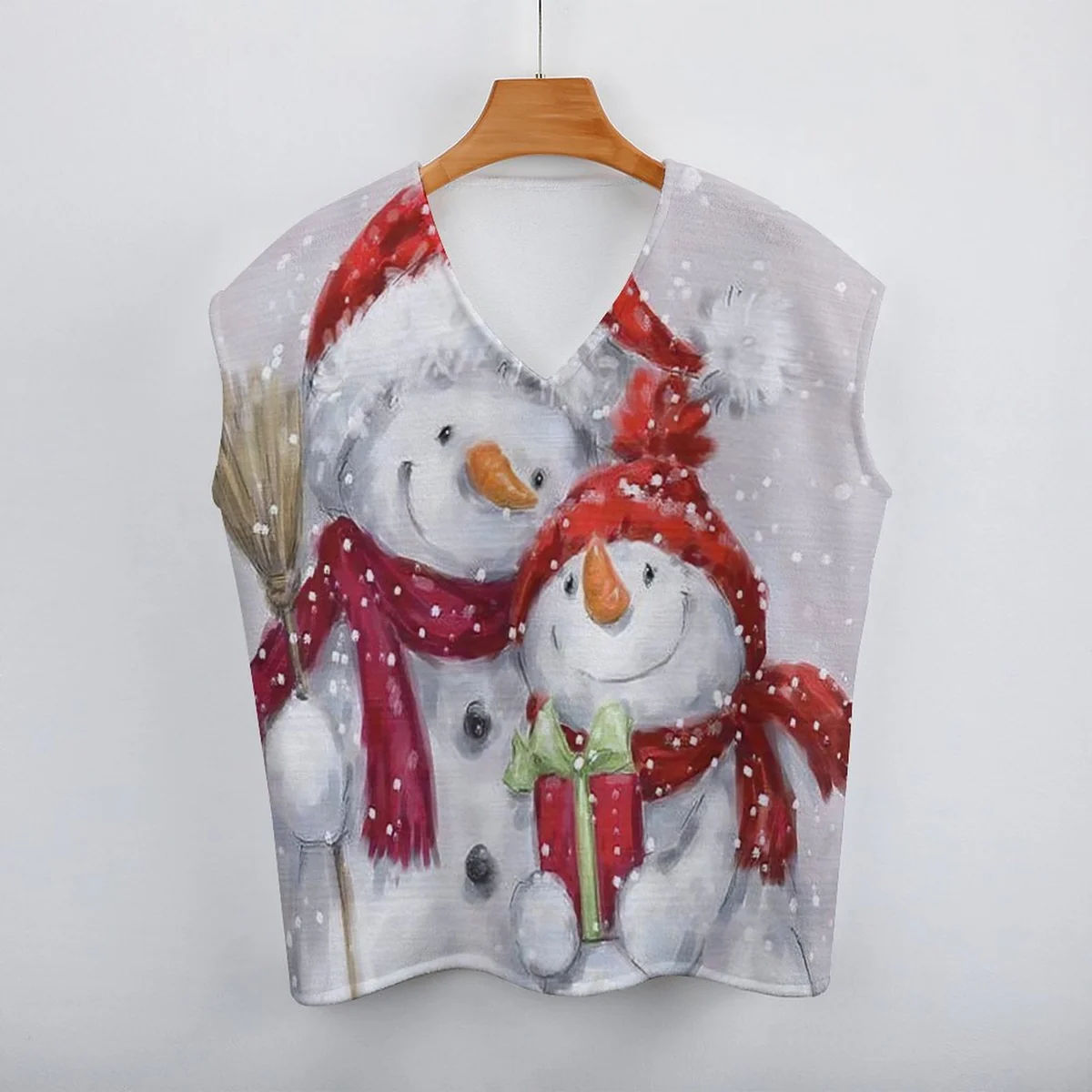 Women's Oversized Sweater Vest - Snowman Friends Print - view 4