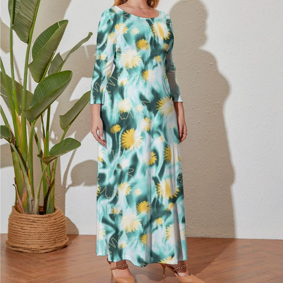 Women's Plus Size Crew Neck Long Sleeve Maxi Dress - Watercolor Pineapple Print - view 4