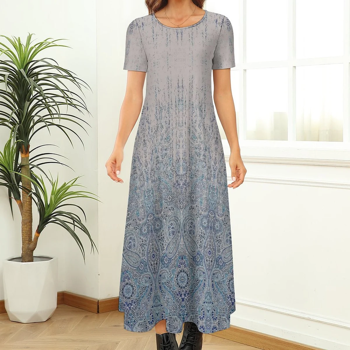 Women's Crew Neck Short Sleeve Maxi T-Shirt Dress - Paisley Ombre Print - view 2